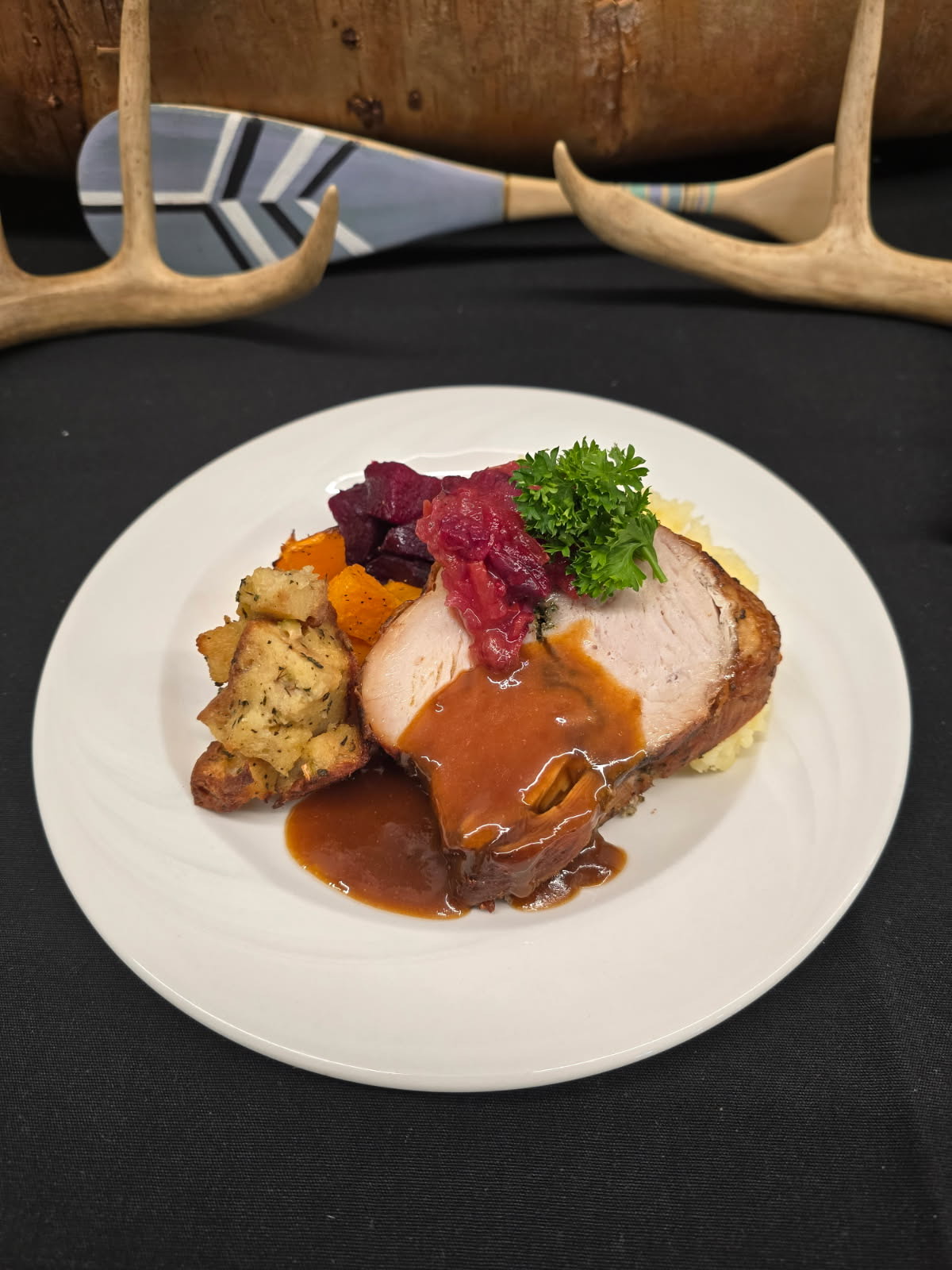 Christmas meal served at Mādahòkì Farm